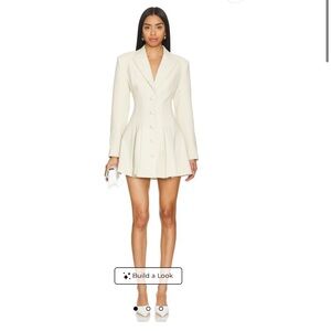 Revolve Daytona Blazer Dress in Beige
Camila Coelho Small
